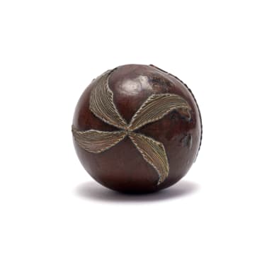 Unrecorded artist, N.Nguni Peoples; Ishungu, snuff gourd