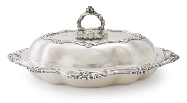 A silver-plate entrée dish and cover, 20th century