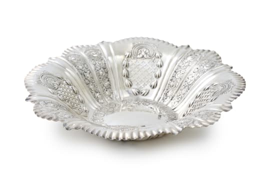 A Victorian silver bon-bon dish, Cooper Brothers, Sheffield, 1894