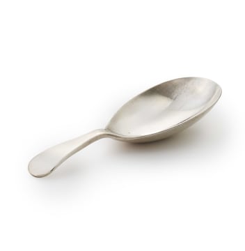 A George V silver tea caddy spoon, Thomas Lyster Mott, Birmingham, 1925