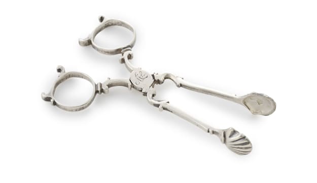 A pair of silver sugar nips, possibly John Bettridge, Birmingham, 1817-1825