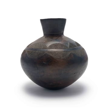 Siphiwe MaS'Khakhane Nala; (attributed to), Uphiso, Zulu vessel for carrying water with incised decoration