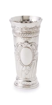 A Victorian silver vase, Josiah Williams & Co, London, 1895