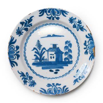Large English Delft charger