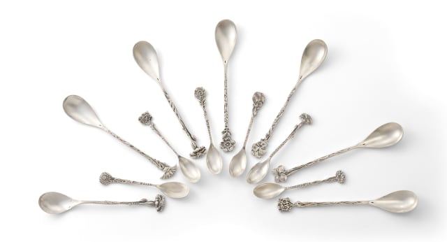 An assembled set of Dutch silver advocaatlepels, various makers, late 20th century