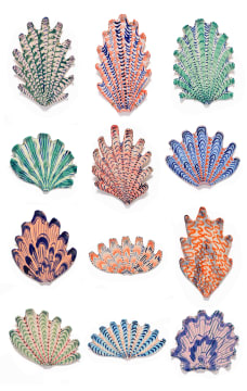 Lucie de Moyencourt; Twelve glazed ceramic shells