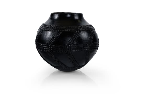 Penny Gumbi (1962- ); Ukhamba with relief and applied design