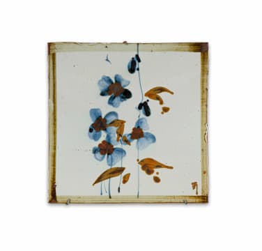 Tim Morris; Flower motif tile