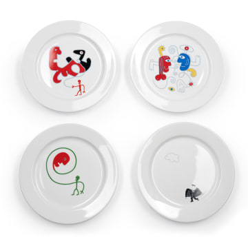 Dinner plates, four