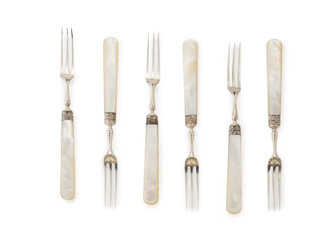 Six Edward VII silver and mother-of-pearl fruit forks, Allen & Darwin, Sheffield, 1905 & 1904