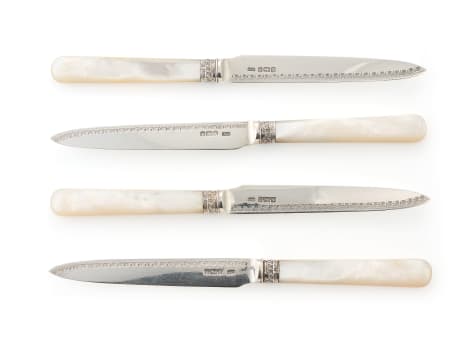 Four Edward VII silver and mother-of-pearl fruit knives, Allen & Darwin, Sheffield, 1905