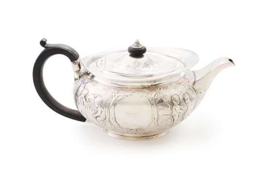 A George III silver teapot, Robert Sharp, London, 1805