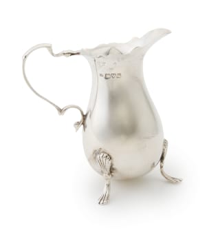 A Victorian silver milk jug, William Neale & Sons, Chester, 1901