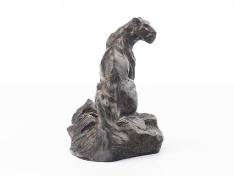 Dylan Lewis; Sitting Leopard Miniature (S412)