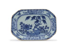 A Chinese blue and white dish, Qing Dynasty, Qianlong period, 1736-1795