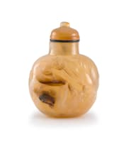 A Chinese agate snuff bottle, Qing Dynasty, 19th/20th century