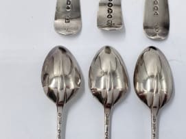 Six Victorian silver 'Fiddle' pattern teaspoons, Charles Boyton, London, 1882