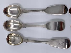Six Victorian silver 'Fiddle' pattern teaspoons, Charles Boyton, London, 1882