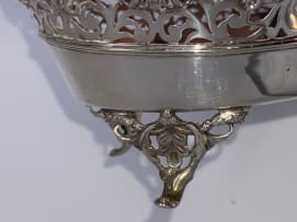An Edward VII silver basket, Henry Matthews, Birmingham, 1909