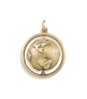 10ct gold pendant