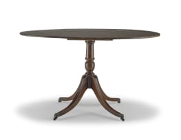 A George III style mahogany drop-leaf table, 20th century