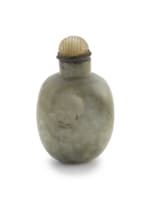A Chinese 'pebble-shaped' jade snuff bottle, Qing Dynasty, 19th century