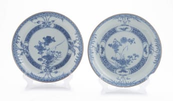 A pair of Chinese blue and white dishes, Qing Dynasty, Qianlong period, 1735-1796