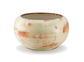 A large Linn Ware cream-and-russet-glazed bowl