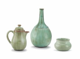 A Linn Ware green-glazed bottle vase