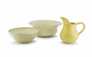 A Linn Ware pale yellow-glazed bowl
