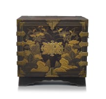 A Japanese lacquer and gilt-bronze table cabinet, Edo period, 17/18th century