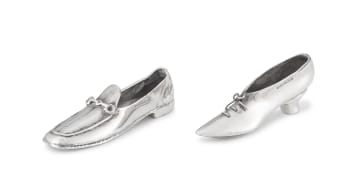 An Elizabeth II silver miniature ladies shoe, Ari D Norman, with import marks for London, 1991, .925 sterling