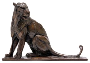 Dylan Lewis; Sitting Lioness I, maquette