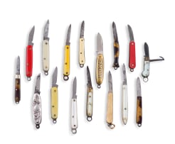 A collection of sixteen miscellaneous miniature folding pen knives, late 19th/early 20th century