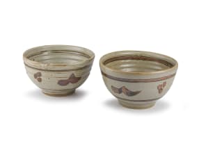 Hyme Rabinowitz; Two glazed stoneware bowls