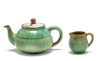 A Linn Ware green-glazed tea pot