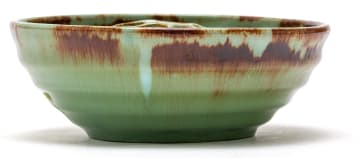 A Linn Ware russet and green-glazed bowl