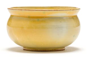 A Linn Ware apricot-coloured glazed bowl
