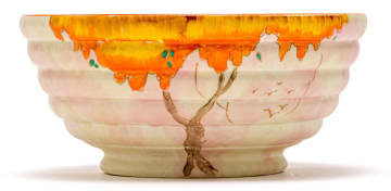 A Clarice Cliff Wilkinson Ltd 'Orange Taormina' pattern bowl