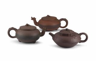 A Chinese Yixing teapot, 19th/20th century