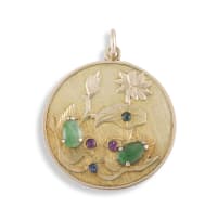 Chinese gold and gem-set pendant