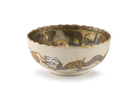 A Japanese Satsuma earthenware bowl, Meiji period, 1868-1912