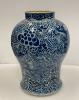 Two Chinese blue and white jars, 19th/20th century