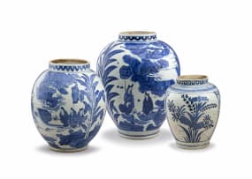 A Japanese blue and white vase, 17th century