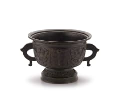 A Chinese two-handled bronze censor, Qing Dynasty, 19th century