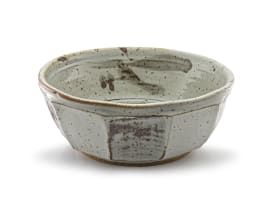 A stoneware cream and brown-glazed bowl, Ian Glenny, 1952-