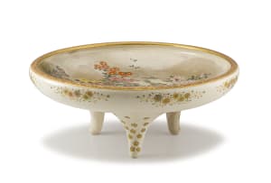 A Japanese Satsuma bowl, Kinkozan zo, Meiji period, 1868-1912