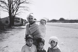 Paul Weinberg; Mother and her children, Kliptown, South Africa, 1982, Travelling Light series