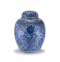 A Chinese blue and white jar and cover, Qing Dynasty, Kangxi period (1662-1722)