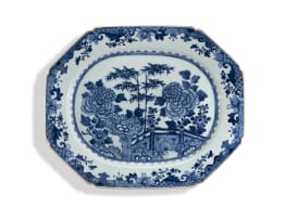 A Chinese blue and white dish, Qing Dynasty, Qianlong period (1736-1795)